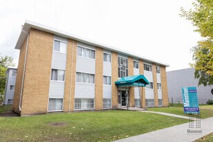 Ariel Apartments in Edmonton, AB - Building Photo