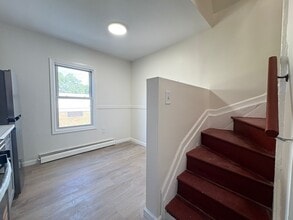 18 Princeton St, Unit 3 in East Orange, NJ - Foto de edificio - Building Photo