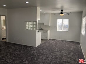 744 Pier Ave in Santa Monica, CA - Building Photo - Building Photo