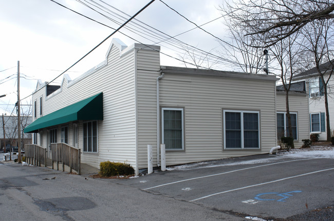 615 Clay Ln in State College, PA - Building Photo - Building Photo