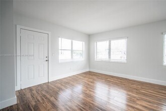 460 NE 82nd Terrace in Miami, FL - Building Photo - Building Photo