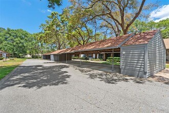 2123 Sea Pines Ct in Spring Hill, FL - Building Photo - Building Photo