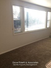 4325 Whitman Pl N in Seattle, WA - Building Photo - Building Photo