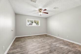 3214 White Sail in League City, TX - Building Photo - Building Photo