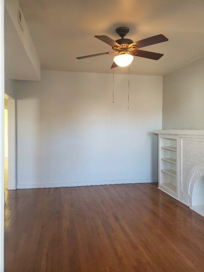 3303 W Potomac Ave in Chicago, IL - Building Photo - Building Photo