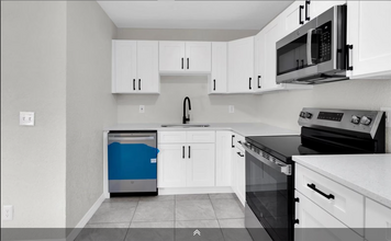 1900 45th St S in St. Petersburg, FL - Building Photo - Building Photo