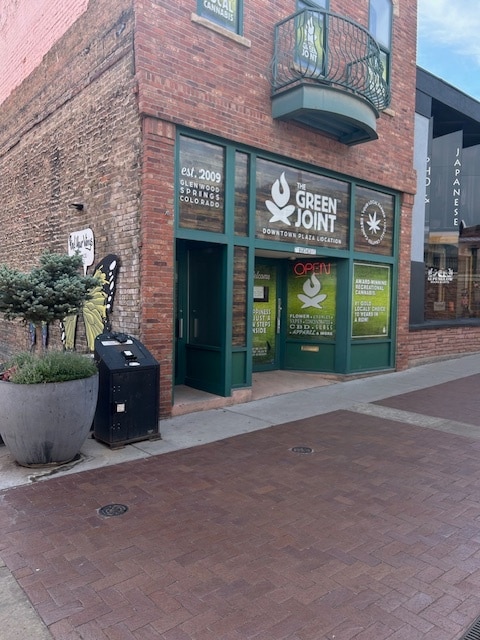 716 Grand Ave, Unit B