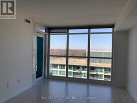 19 Singer Ct in Toronto, ON - Building Photo