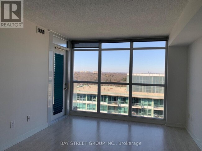 property at 19 Singer Ct