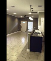 119 Weldon St in South Houston, TX - Building Photo