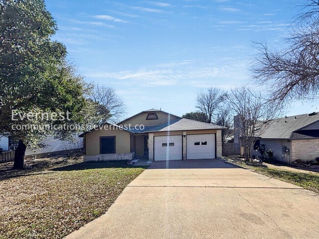 property at 915 Pyegrave Pl