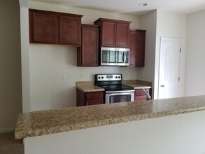 49 E Grove Point Dr in Clayton, NC - Building Photo - Building Photo