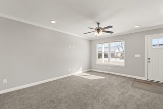 118 Clark Rd in Charlestown, IN - Building Photo - Building Photo