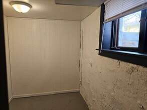 320 E Davenport St in Iowa City, IA - Building Photo - Building Photo