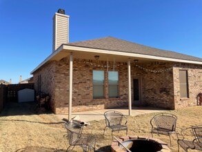 10120 Valencia Ave in Lubbock, TX - Building Photo - Building Photo