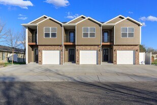 3350 Crater Lake Ave in Billings, MT - Building Photo