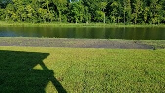 774 Sehdeva Memorial Dr in Baton Rouge, LA - Building Photo