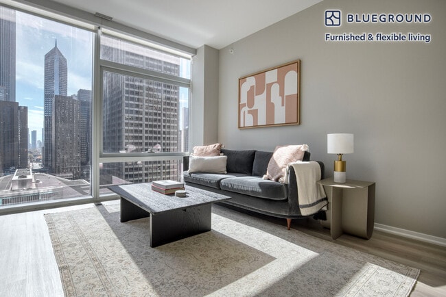 200 E Illinois St