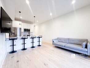 1011 18th St NE in Washington, DC - Building Photo - Building Photo