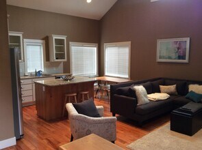 625 Arbor Crest Ct in Langley, WA - Foto de edificio - Building Photo