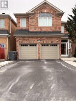 454 Acumen Ct in Mississauga, ON - Building Photo