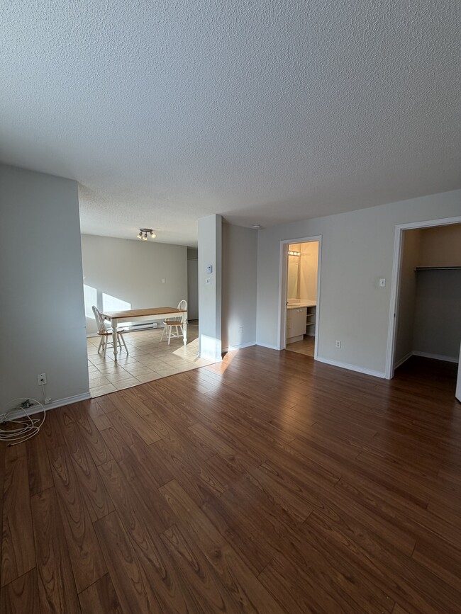 property at 28 Rue de la Futaie