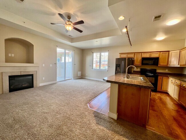 property at 758 W 24th St