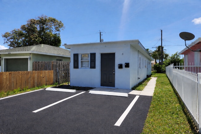 430 NW 12th Ave