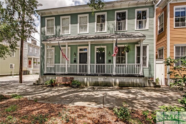 533 E Broad St in Savannah, GA - Foto de edificio - Building Photo