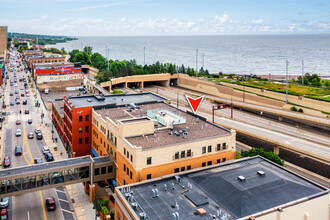 26 E Superior St in Duluth, MN - Building Photo - Building Photo