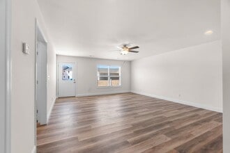 849-851 Highland Pt Dr in Jackson, MO - Building Photo - Building Photo