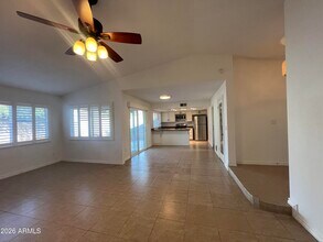 10038 S 46th Pl in Phoenix, AZ - Building Photo - Building Photo