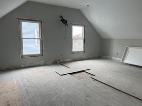 19 Davis St, Unit 1 in Woburn, MA - Building Photo - Building Photo