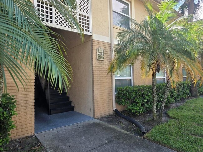 9910 Turf Way in Orlando, FL - Building Photo - Building Photo