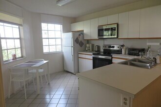 6707 Via Regina in Boca Raton, FL - Building Photo - Building Photo
