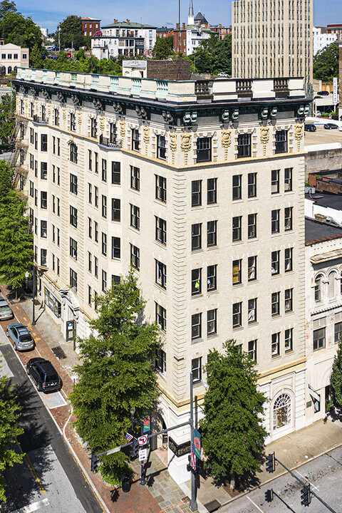 Krise Luxury Lofts in Lynchburg, VA - Building Photo