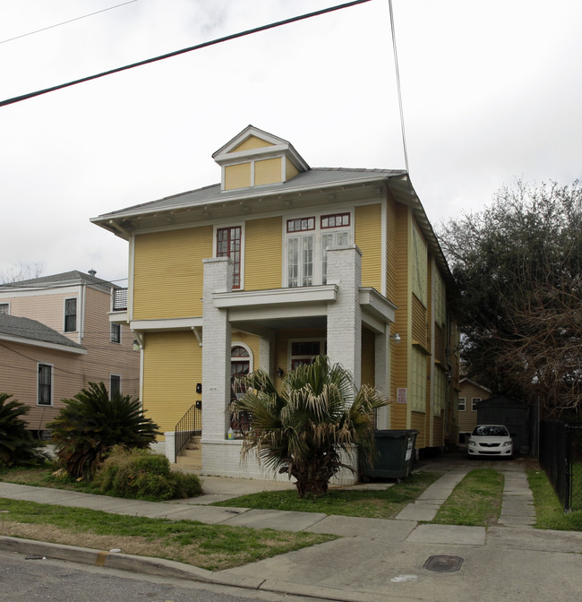 319 S Lopez St in New Orleans, LA - Building Photo - Building Photo