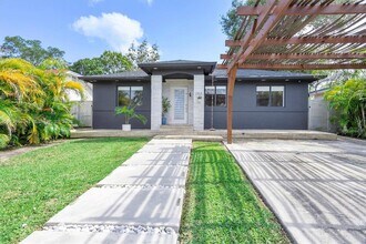 266 NE 117th St in Miami, FL - Building Photo - Building Photo