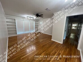 695 Peyton Dr in Beaumont, TX - Building Photo - Building Photo