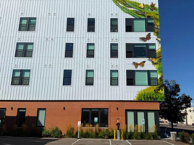 Warren Village at Alameda