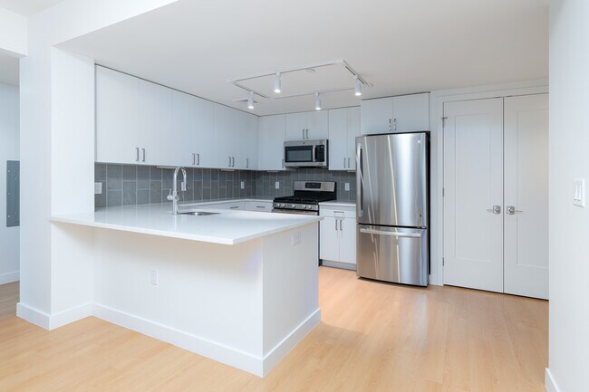 605 Concord at Fresh Pond