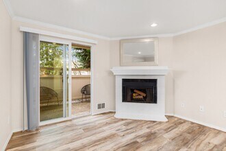 14200 NE 171st St in Woodinville, WA - Building Photo - Building Photo