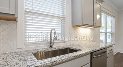 238 Greenwood Dr in La Vergne, TN - Building Photo - Building Photo