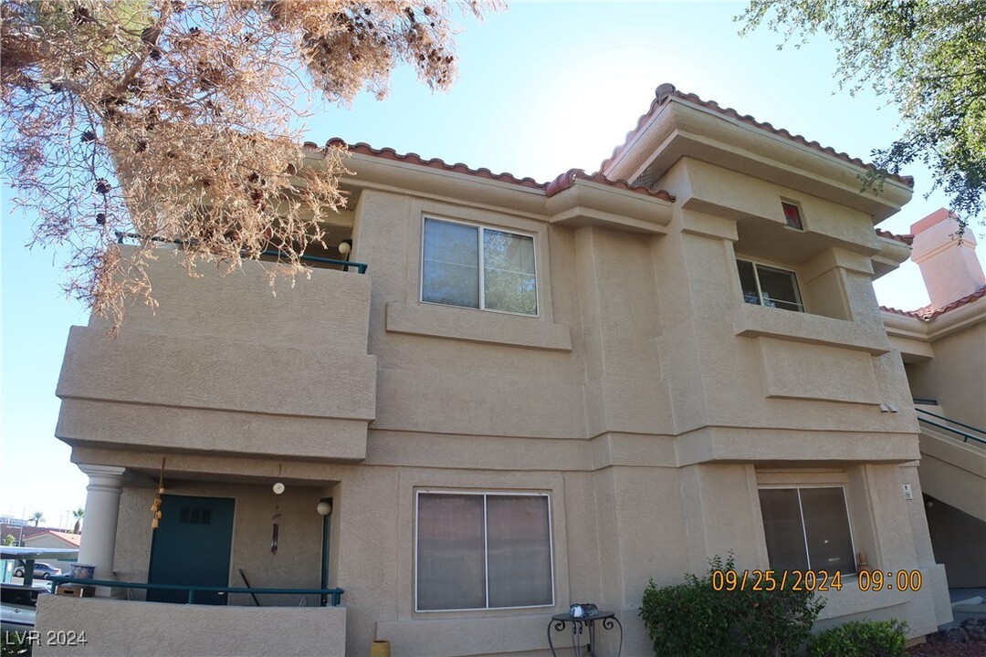 394 Manti Pl-Unit -0 in Henderson, NV - Foto de edificio