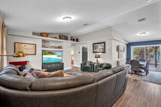 18143 42nd Rd N in The Acreage, FL - Building Photo - Building Photo