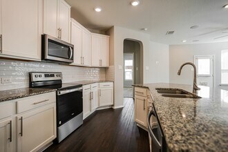 17313 Crazy Arm Rd in Round Rock, TX - Building Photo - Building Photo