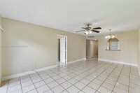 8740 N Sherman Cir in Miramar, FL - Building Photo - Building Photo