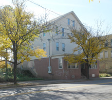 621-623 Cedar Ave Apartments