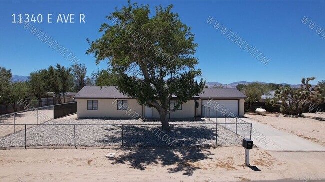 property at 11340 E Avenue R