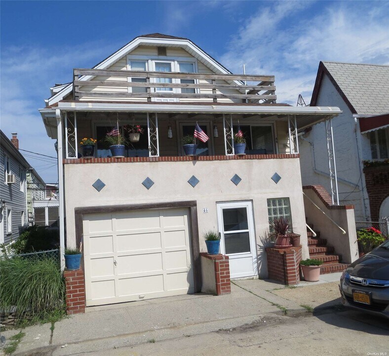 46 Illinois Ave in Long Beach, NY - Building Photo